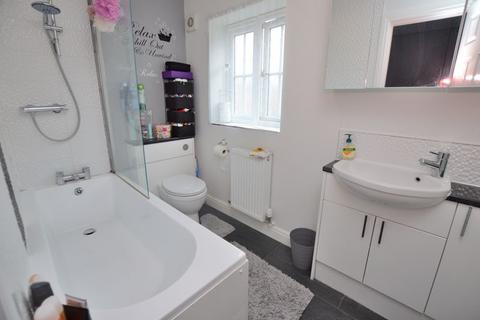13 Hamilton Way, Coningsby, Lincoln, LN4 4ZW
