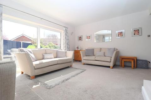 2 Lancaster Avenue, Luton, LU2 7AD