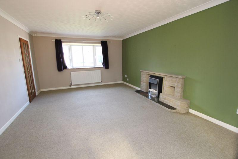 84 Shearwater Road, Lincoln. LN6 0XA 4 bed detached house £269,950