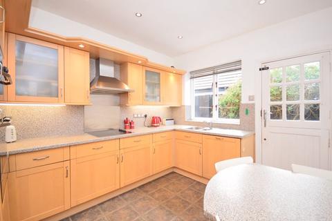 1 Beechfield Road, Liverpool, L18 3EG