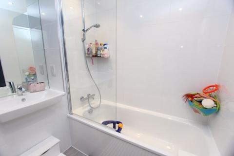 46 Holly Tree Crescent, Carshalton, SM5 2FB