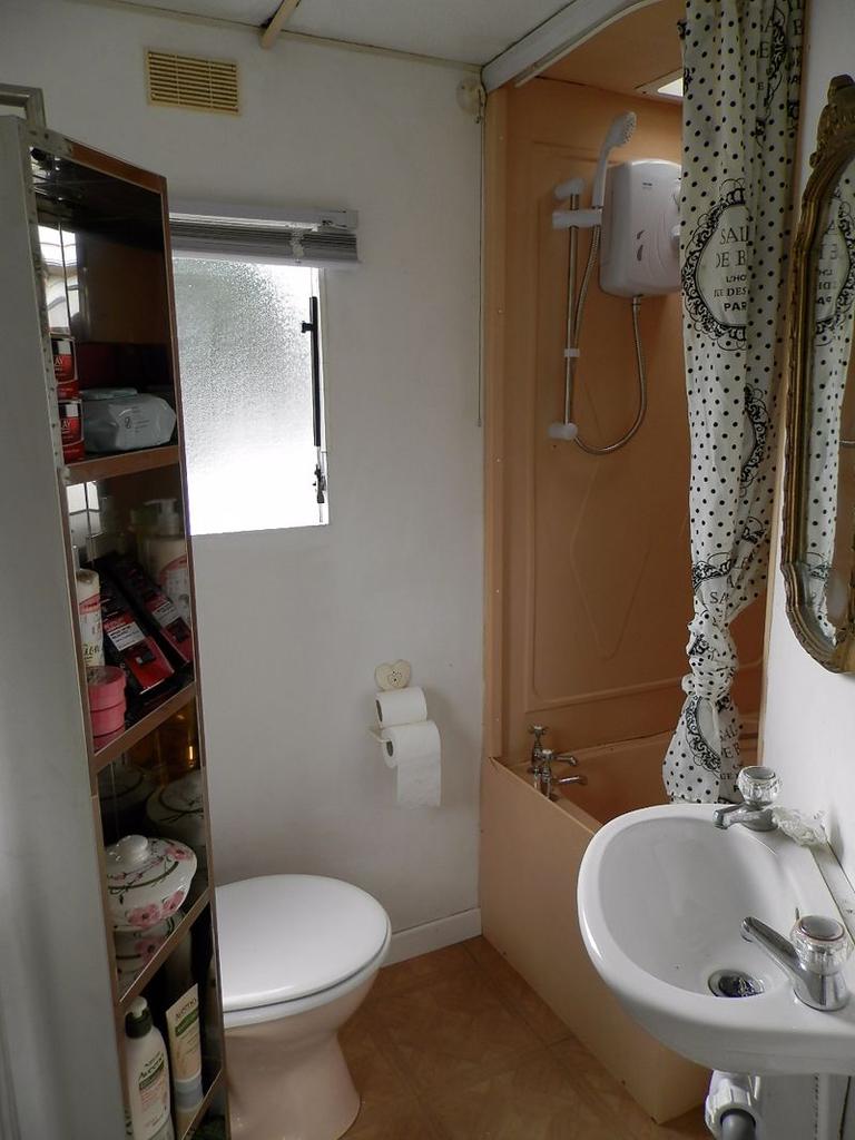 Cabin Bathroom