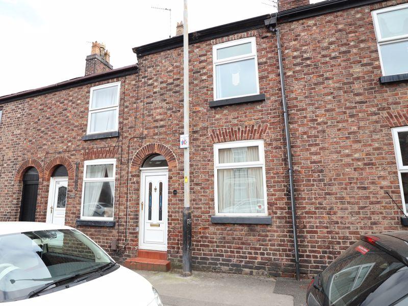 Bond Street, Macclesfield 2 bed terraced house £175,000