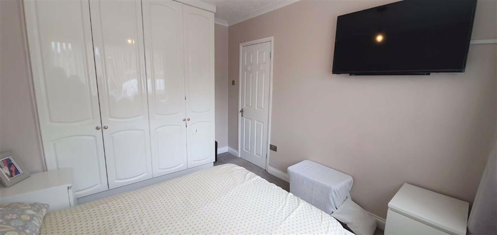 Bedroom Cont