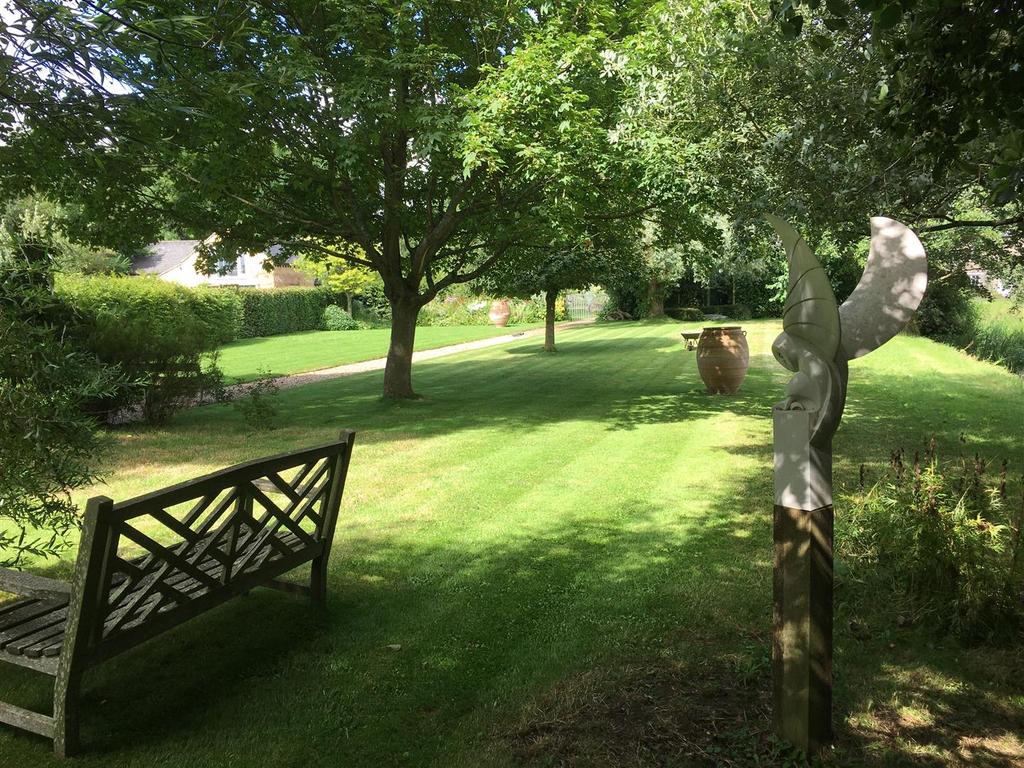 Garden 8 .JPG
