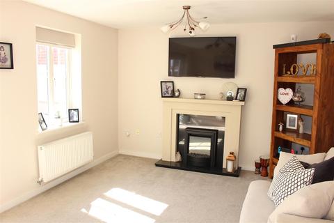 36 Merevale Road, Atherstone, CV9 2PR
