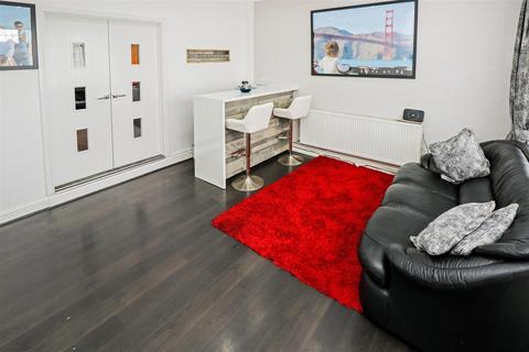 1 Bagshaw Close, Ryton On Dunsmore, Coventry, CV8 3EX
