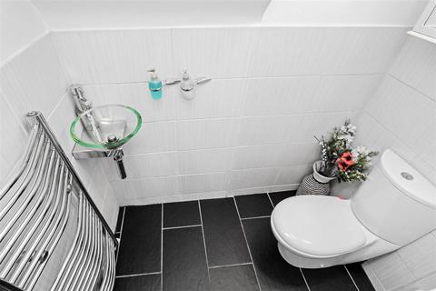 1 Bagshaw Close, Ryton On Dunsmore, Coventry, CV8 3EX