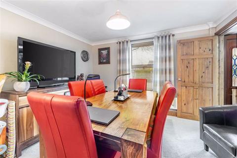 63 Broadway, Crowland, Peterborough, PE6 0BH
