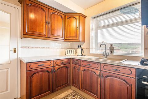 38 Hillcrest Road, Deepcar, Sheffield, S36 2QL