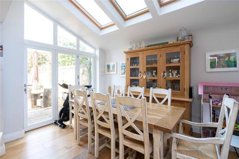 7 Courthope Villas, London, SW19 4EH