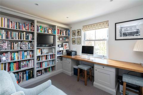 7 Courthope Villas, London, SW19 4EH