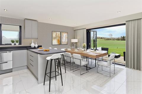Lennie House, 89 Cammo Road, Edinburgh, EH12 0AR
