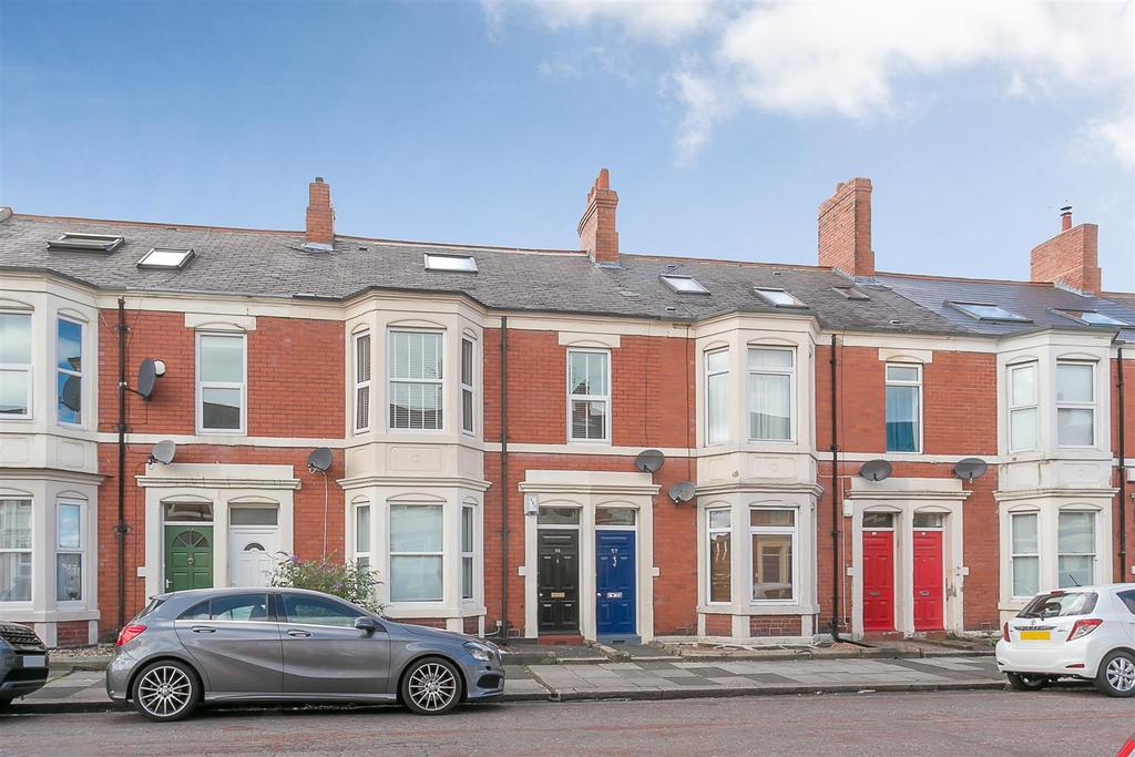 Newlands Road, High West Jesmond, Newcastle upon Tyne 3 bed flat £260,000