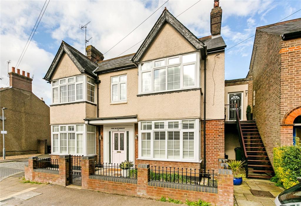 Cowper Road, Harpenden... 3 bed £500,000