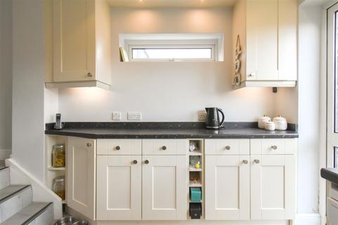10 Devonshire Road, Rishton, Blackburn, BB1 4BX