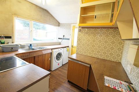 8 Pickering Road, Hull, HU4 6TL