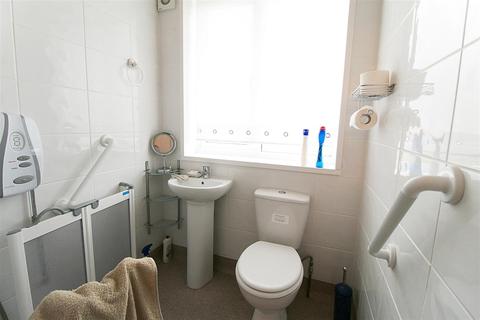 8 Pickering Road, Hull, HU4 6TL