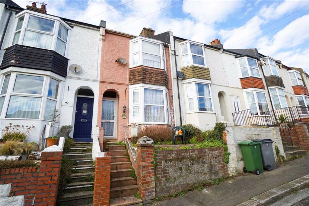 Greville Road, Hastings, East Sussex 2 bed terraced house £200,000