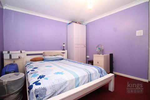102 Bushey Croft, Harlow, CM18 6RJ