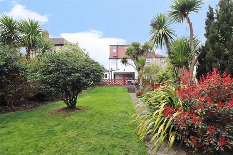 7 Felhampton Road, London, SE9 3NT