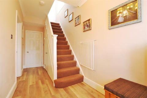 7 Felhampton Road, London, SE9 3NT