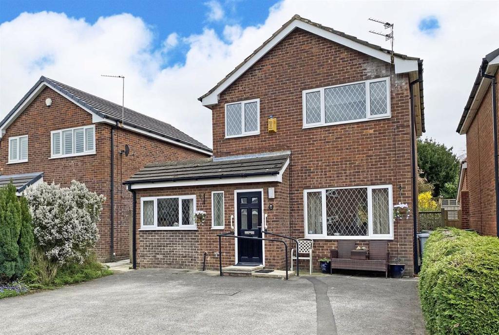 Downham Chase, Timperley, Cheshire 4 bed detached house £399,950