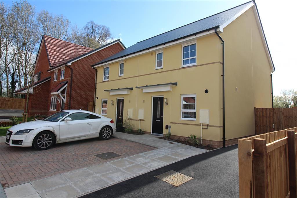 Haybob Road, Park Farm, Thornbury... 3 bed semidetached house £312,995