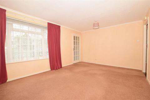 25 Apple Close, Snodland, ME6 5JP