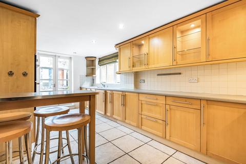 25 Swaffield Road, London, SW18 3AH