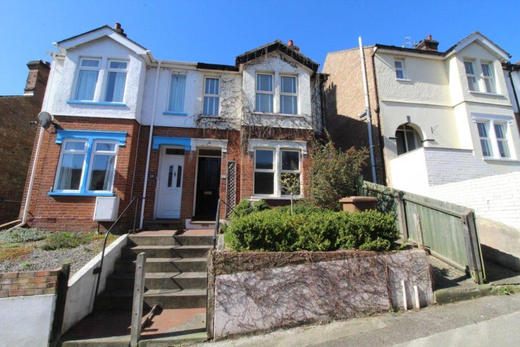 Hervey Street, Ipswich, IP4 4 bed semidetached house £975 pcm (£225 pw)