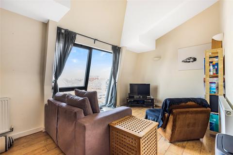 2 bedroom apartment for sale - Addenbrookes Road, Newport Pagnell, Buckinghamshire, MK16