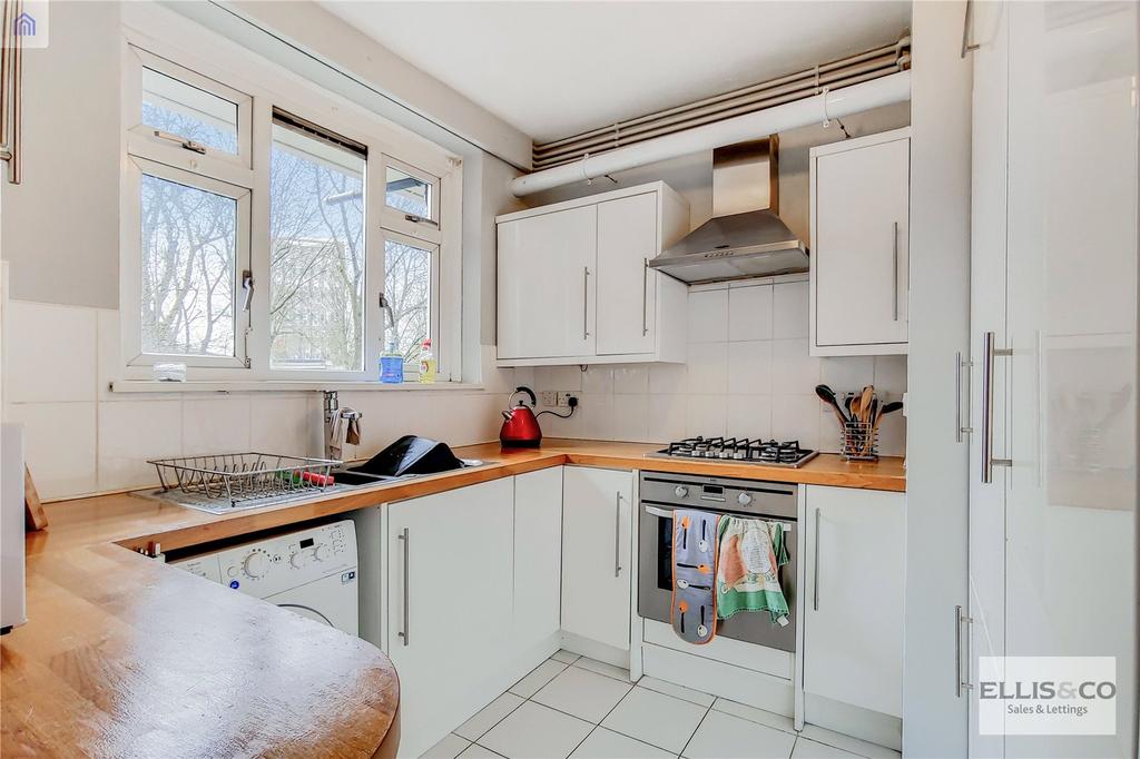 Mark House, Sewardstone Road, London, E2 3 bed apartment £450,000