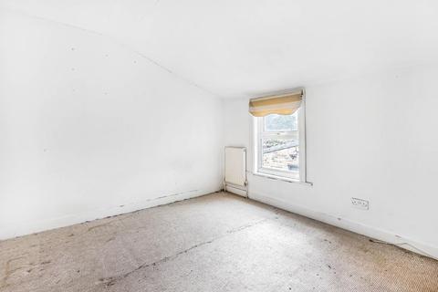 7 Dorset Road, London, SE9 4QY