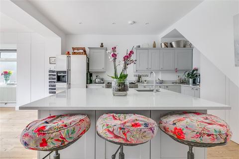 4 Aldren Road, London, SW17 0JT