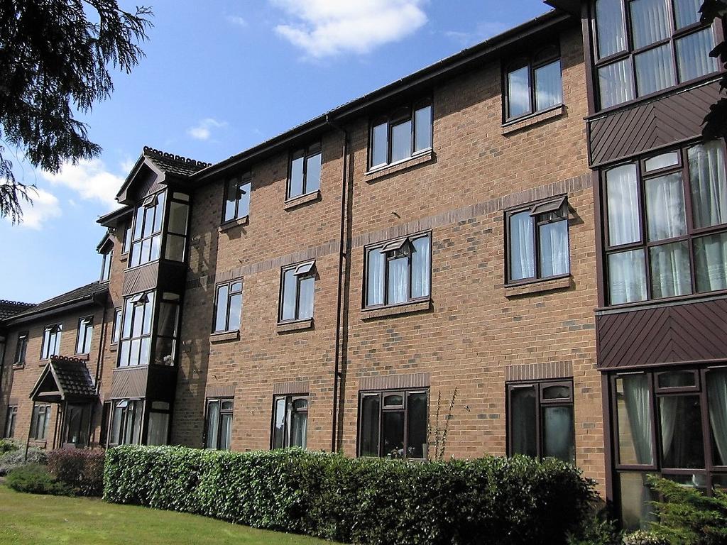 ST CHRISTOPHERS GARDENS, ASCOT SL5 2 bed retirement property £195,000