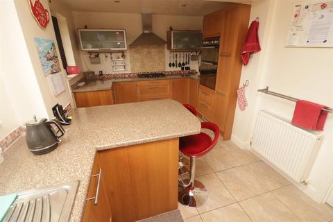33 Hampden Close, Yate, Bristol, BS37 5UW