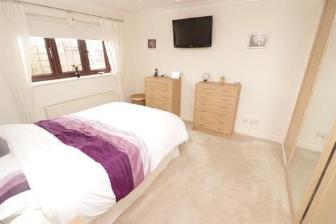 33 Hampden Close, Yate, Bristol, BS37 5UW