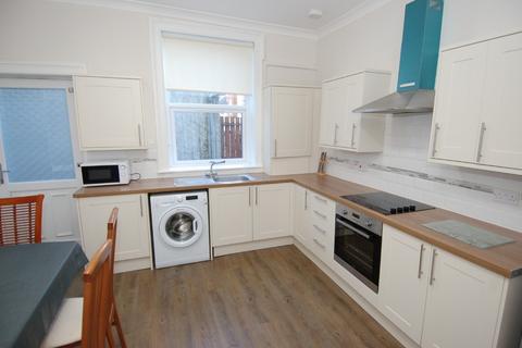 2 bedroom flat to rent, Keir Street, Bridge of Allan, Stirling, FK9