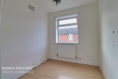 14 Ashfields New Road, Newcastle, ST5 2DJ