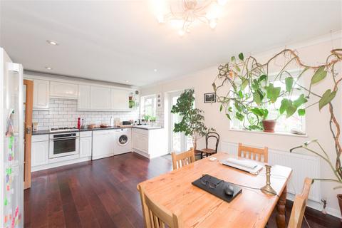 23 Approach Road, West Molesey, KT8 2LL