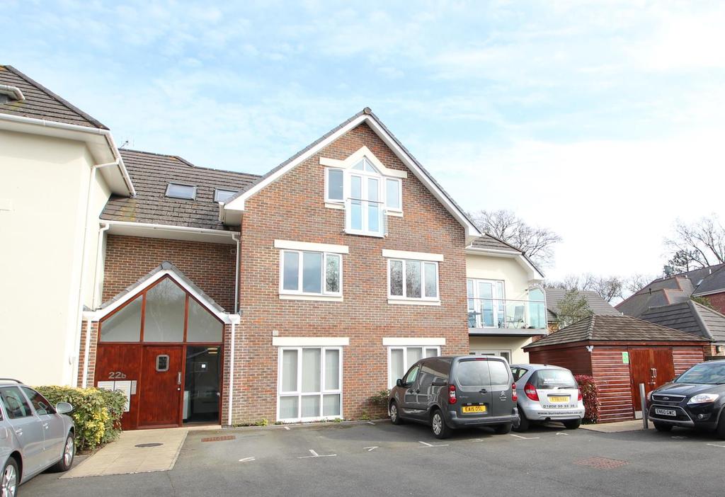 Montana, Wimborne Road, Bournemouth, BH2 2 bed apartment £235,000