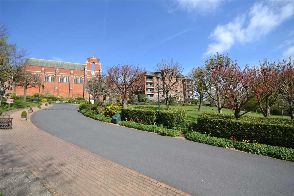 Chasewood Park, Harrow on the Hill 3 bed apartment £750,000