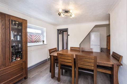 85 Invicta Road, Dartford, DA2 6AY