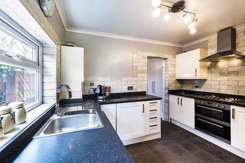 85 Invicta Road, Dartford, DA2 6AY
