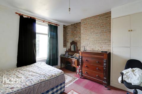 17 Carnarvon Road, Stratford, London, E15 4JW
