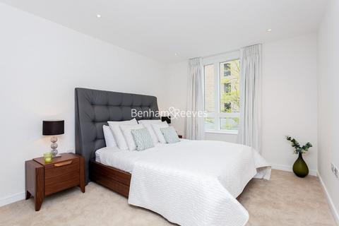 undefined, Kew Bridge West, Brentford TW8