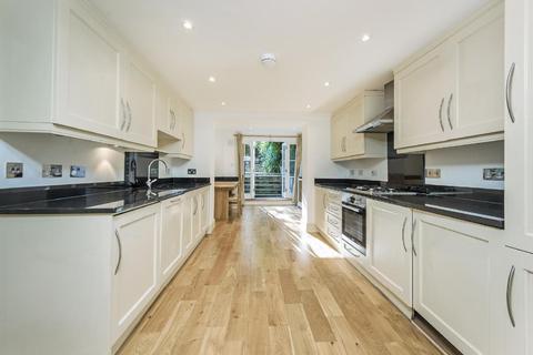 6 Victoria Grove, London, W8 5RW