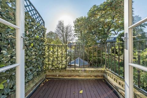 6 Victoria Grove, London, W8 5RW