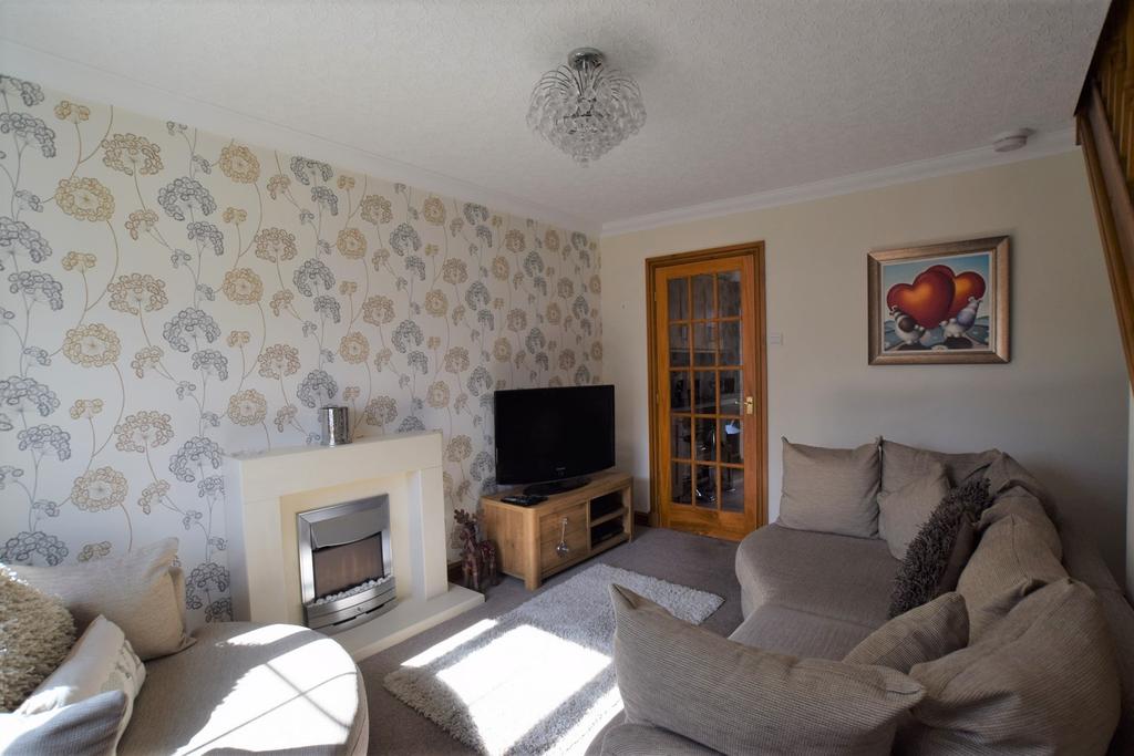 1 Wellington Avenue, Heathhall, Dumfries, DG1 3 SD